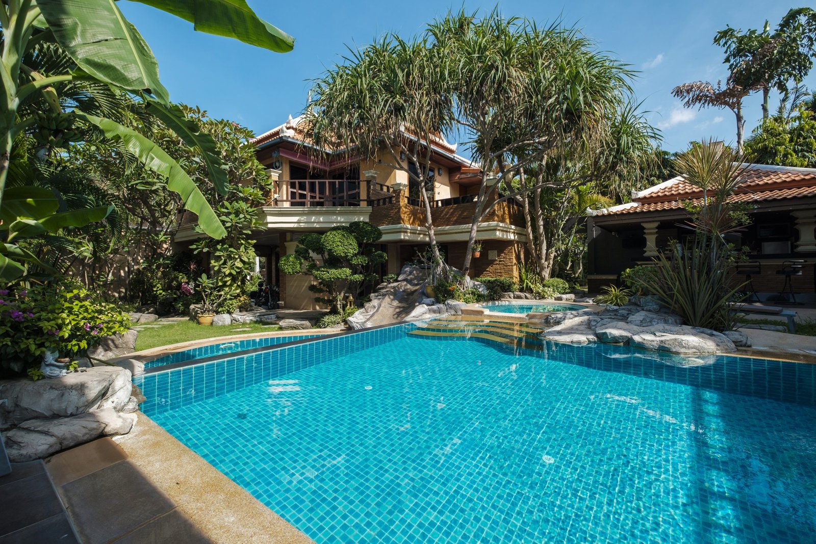 swimming pool resort scaled